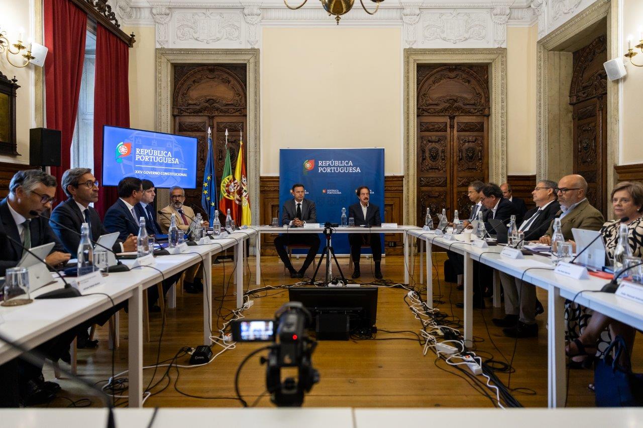 Apoios às populações e empresas afetadas pelos fogos já em vigor